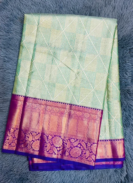 VVS089 Pista Colour Body With Subtle Checkered Pattern Semi Kanchipattu Saree