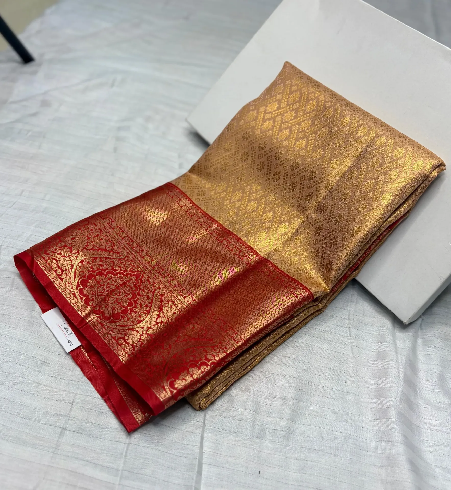 Cream Body With Contrasting Red Border Kanchi Silk Saree