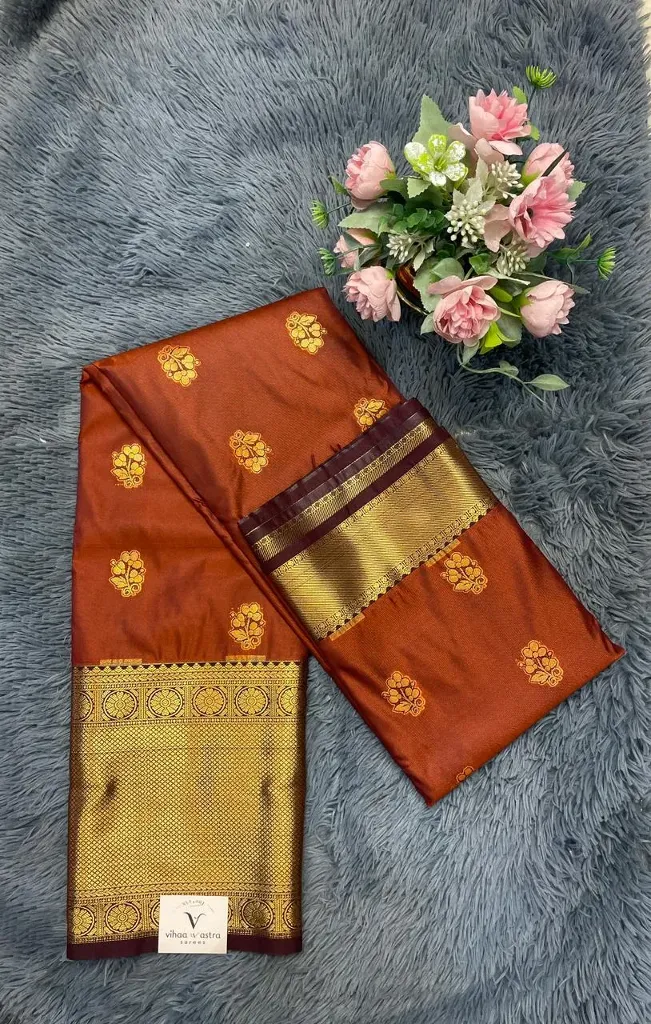 VVS098 Brown Rust Saree With Contrasting Golden Border