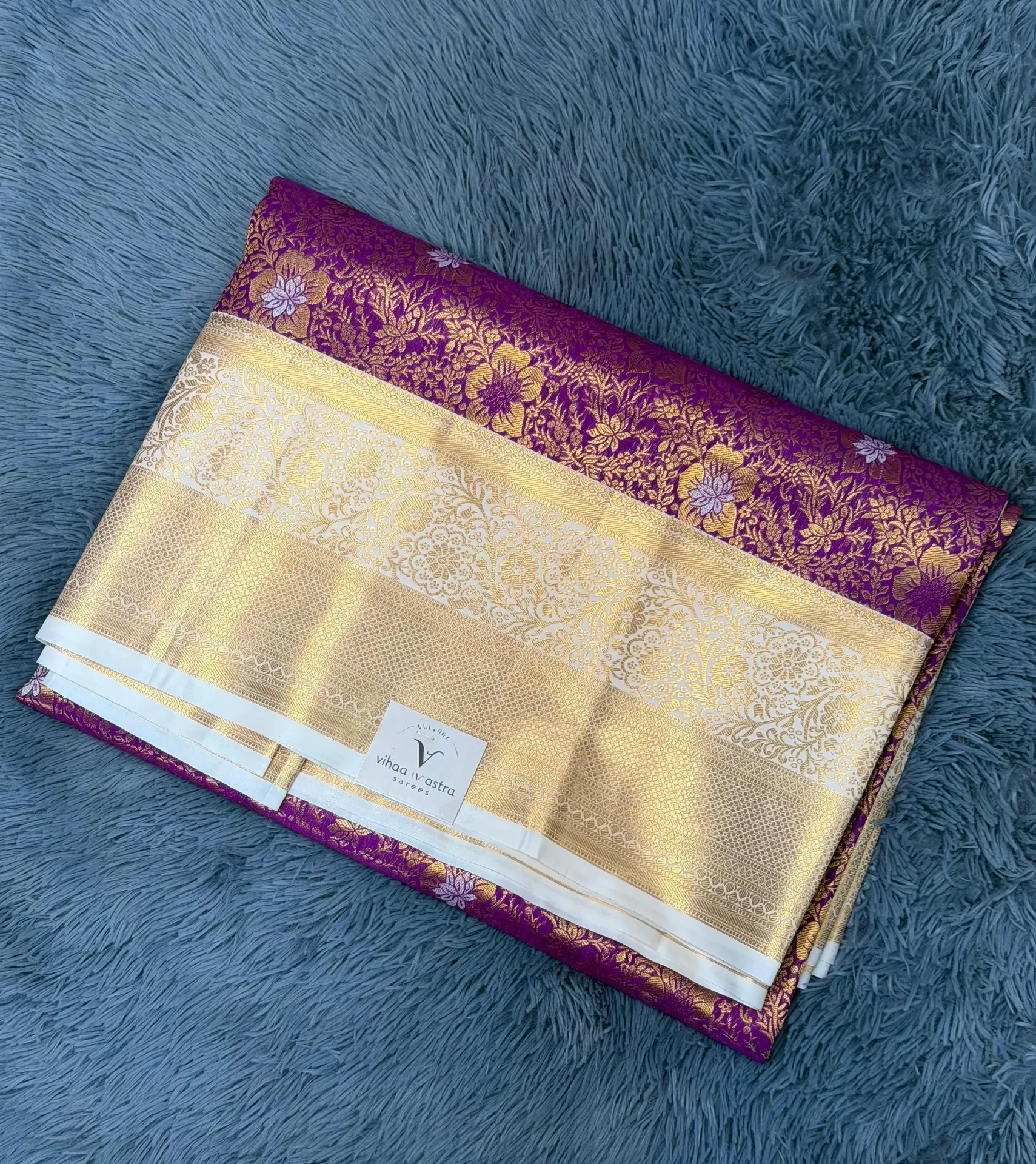 VV3499 Premium Kanchipattu Purple With Cream Border Saree