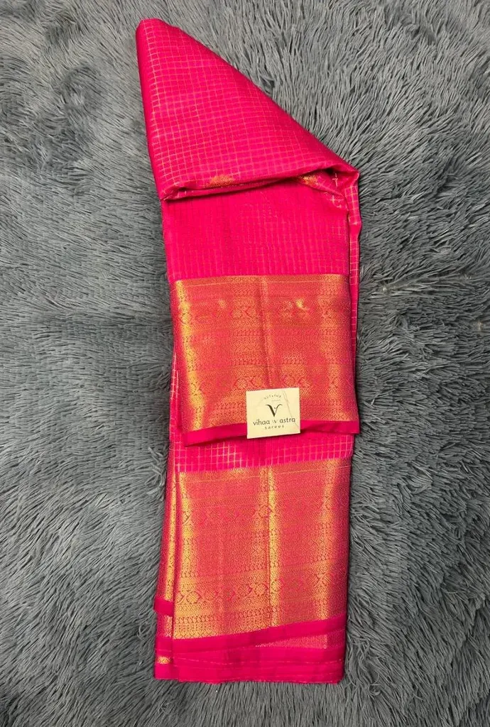VVS090 Premium Vintage Rani Pink Colour Semi Kanchipattu Saree