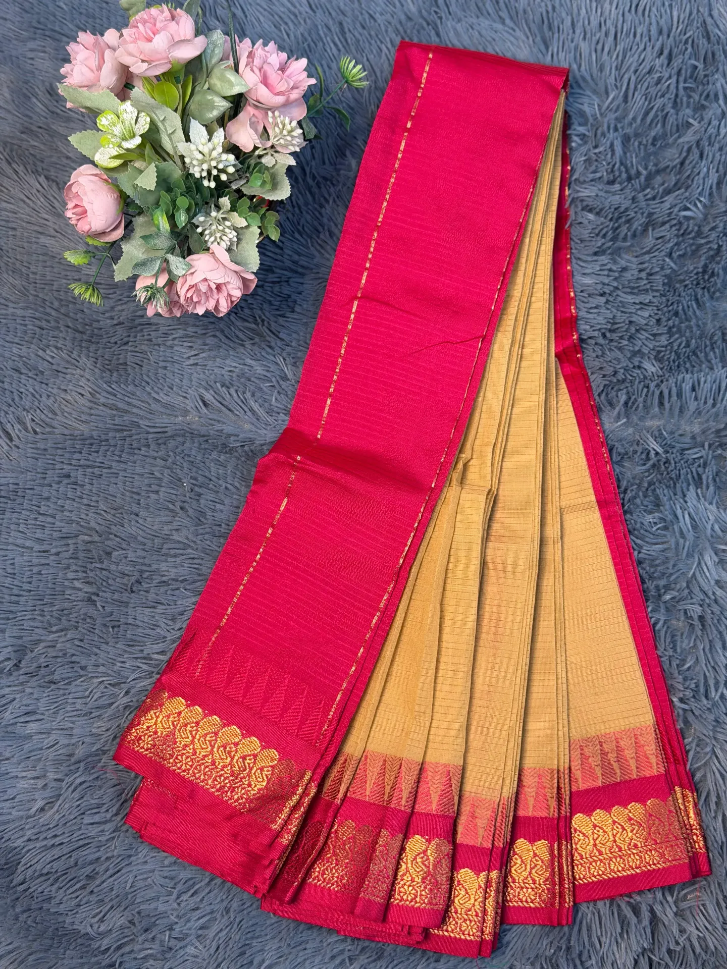 VVS090 Cream Body With Pink Border Cotton Saree