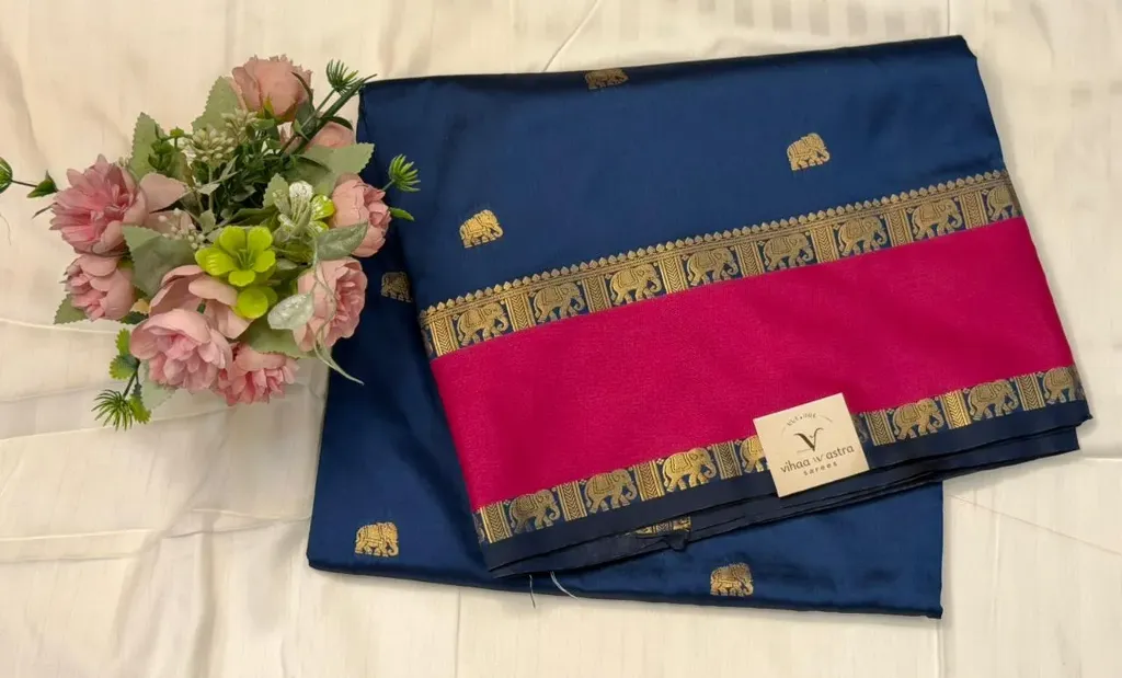 VV1570 Peacock Blue And Pink Dual-Tone Gadwal Saree