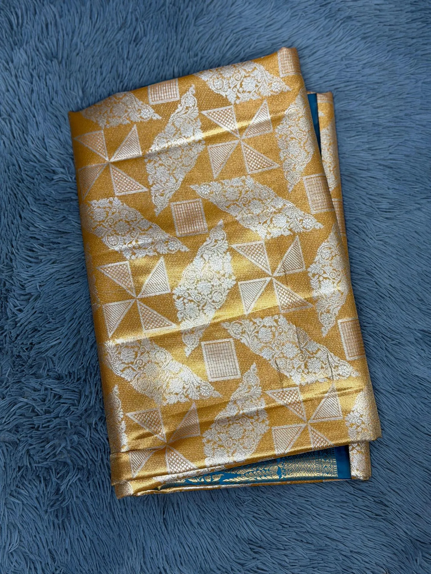 VV2399 Orange Body With Sky Blue Border Kanchipattu Saree