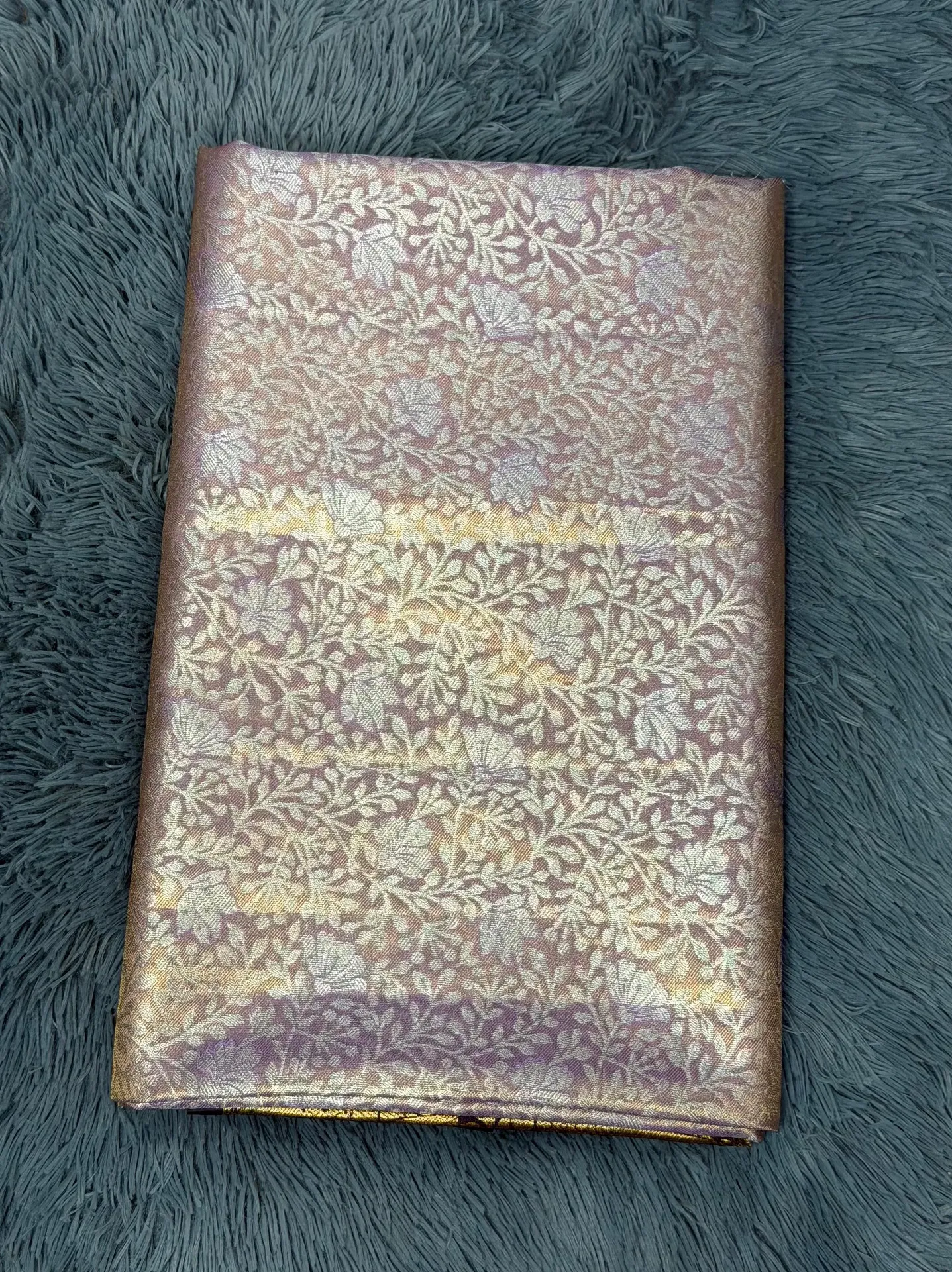 VV2399 Lavender With Purple Border Kanchipattu Saree