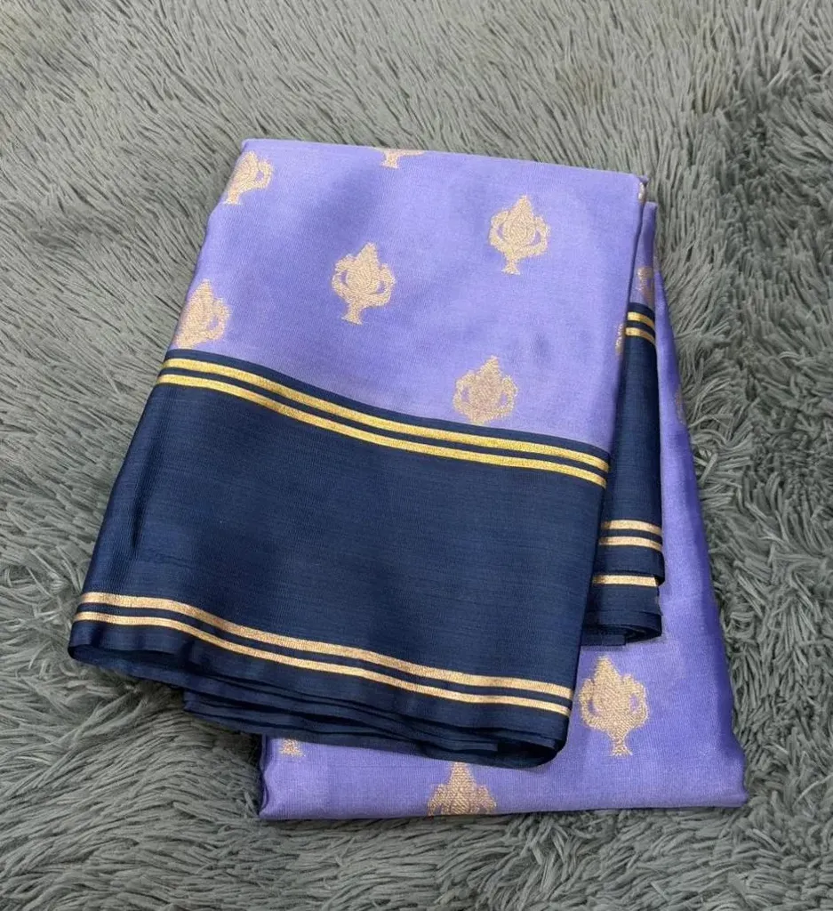 VV890 Light Purple With Navy Blue Border Banaras Silk Saree (Light Purple)