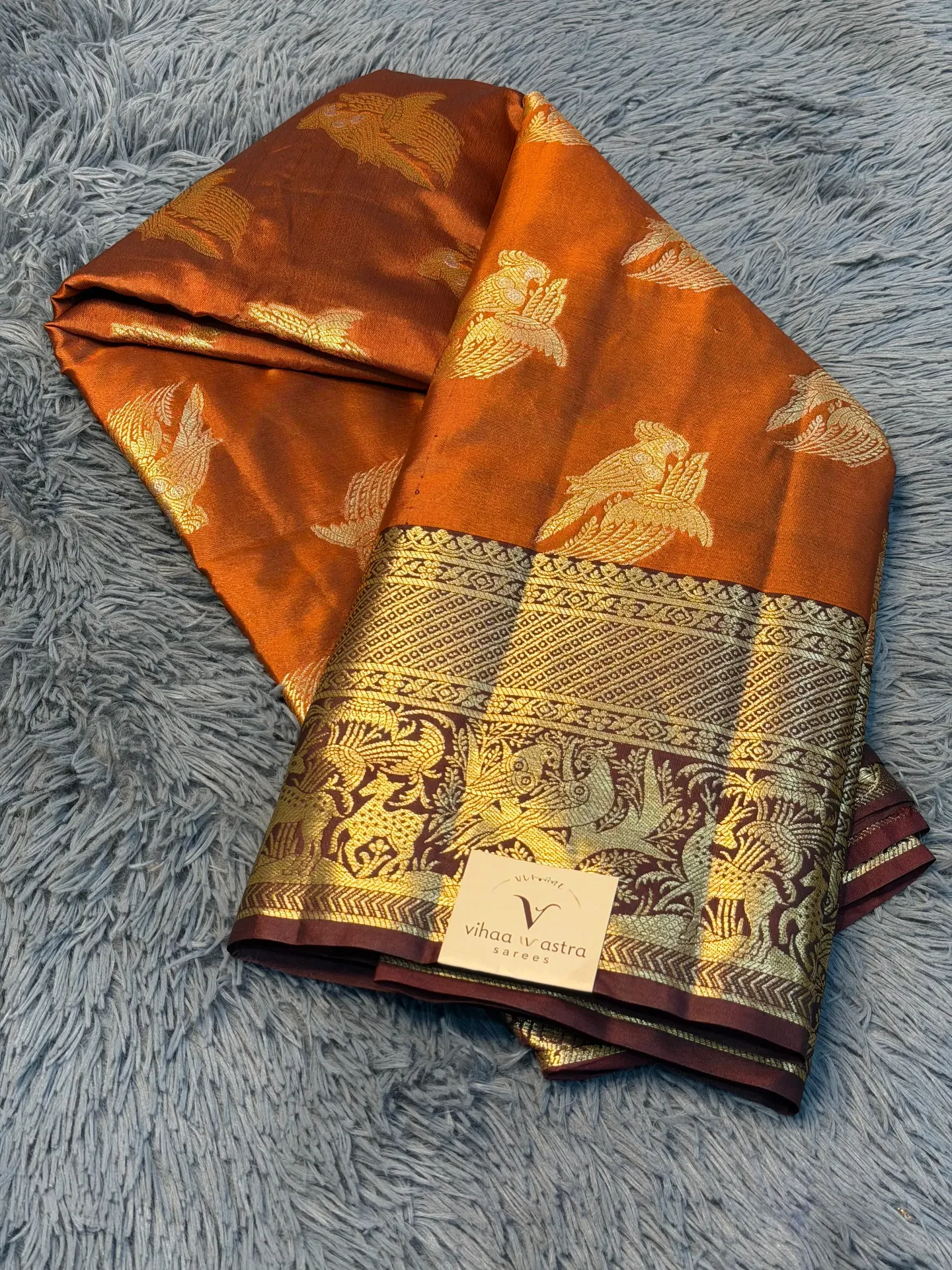 VV1499 Kanchi Banaras Pattu Saree