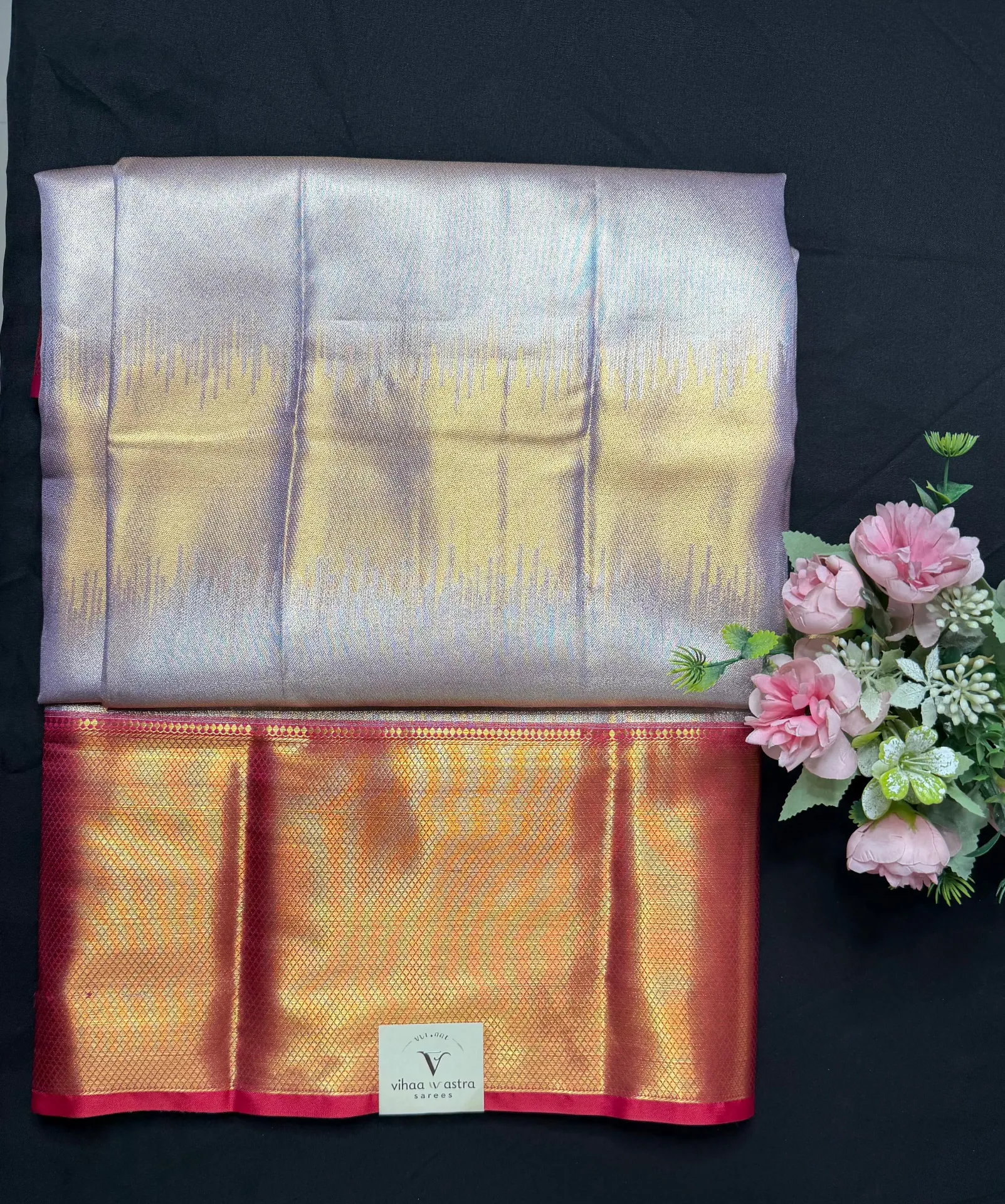 VV2999 Light Colored Body With Pink Border Kanchipattu Saree