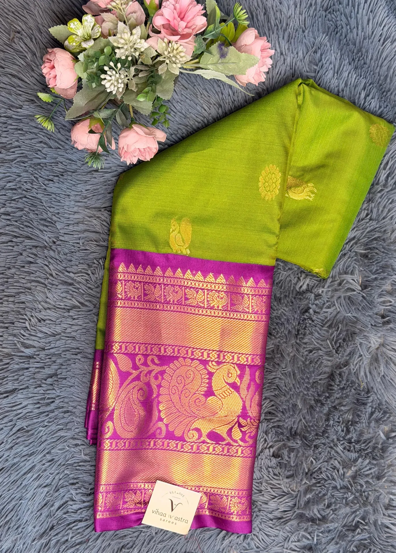 VV2499 Lime Green Body With Dark Pink Border Semi Gadwal Saree