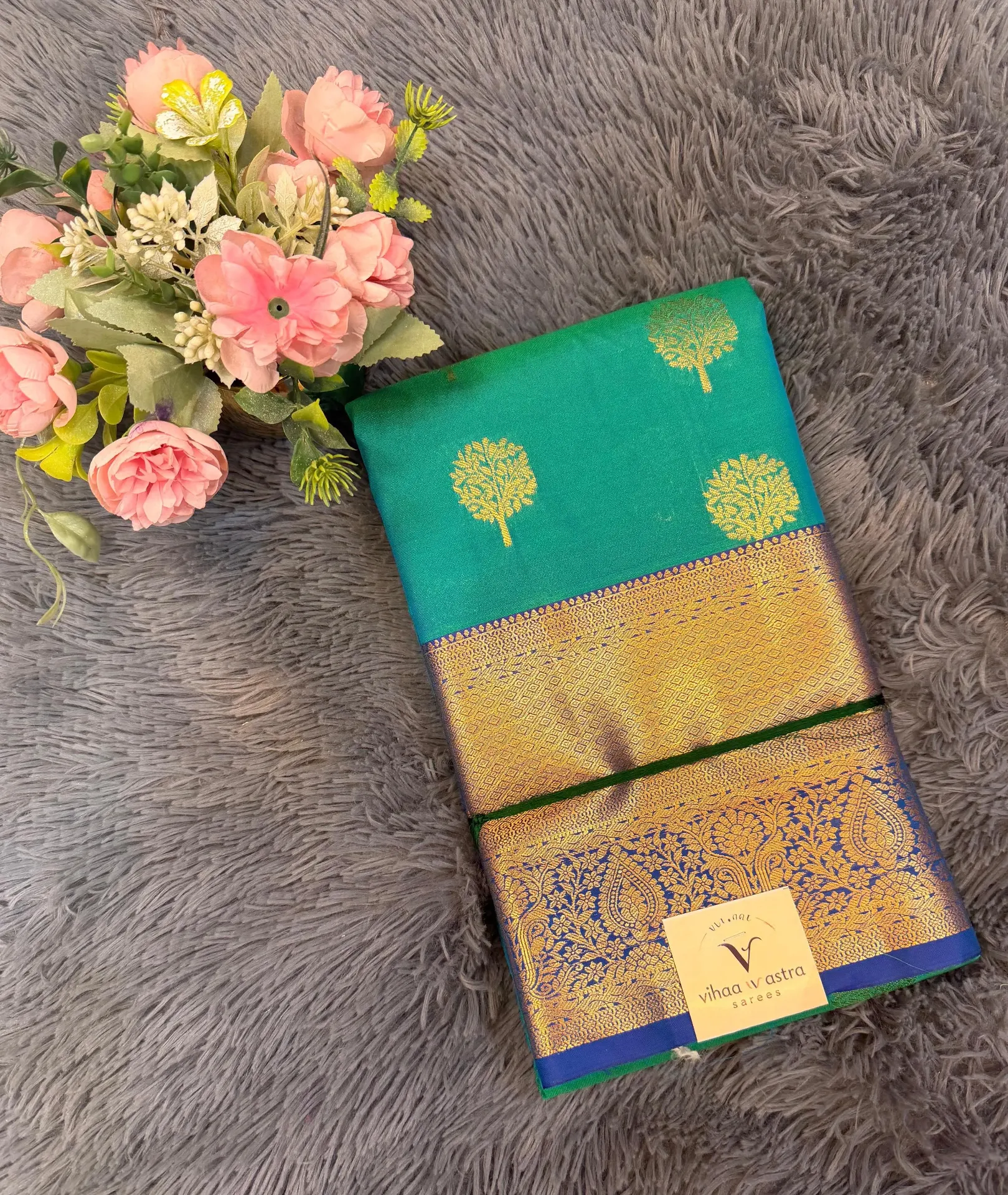 VV3499 Turquoise Blue Body With Dark Blue Border Semi Kanchipattu Saree