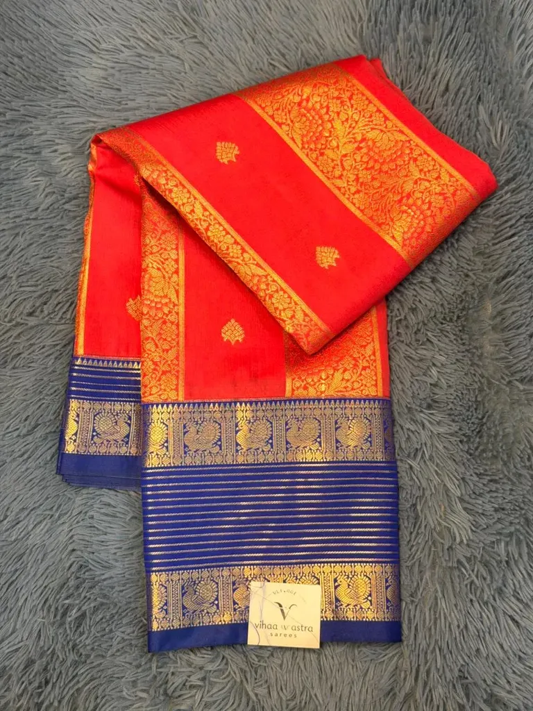 VV3499 Red Body With Blue Border Kanchipattu Saree