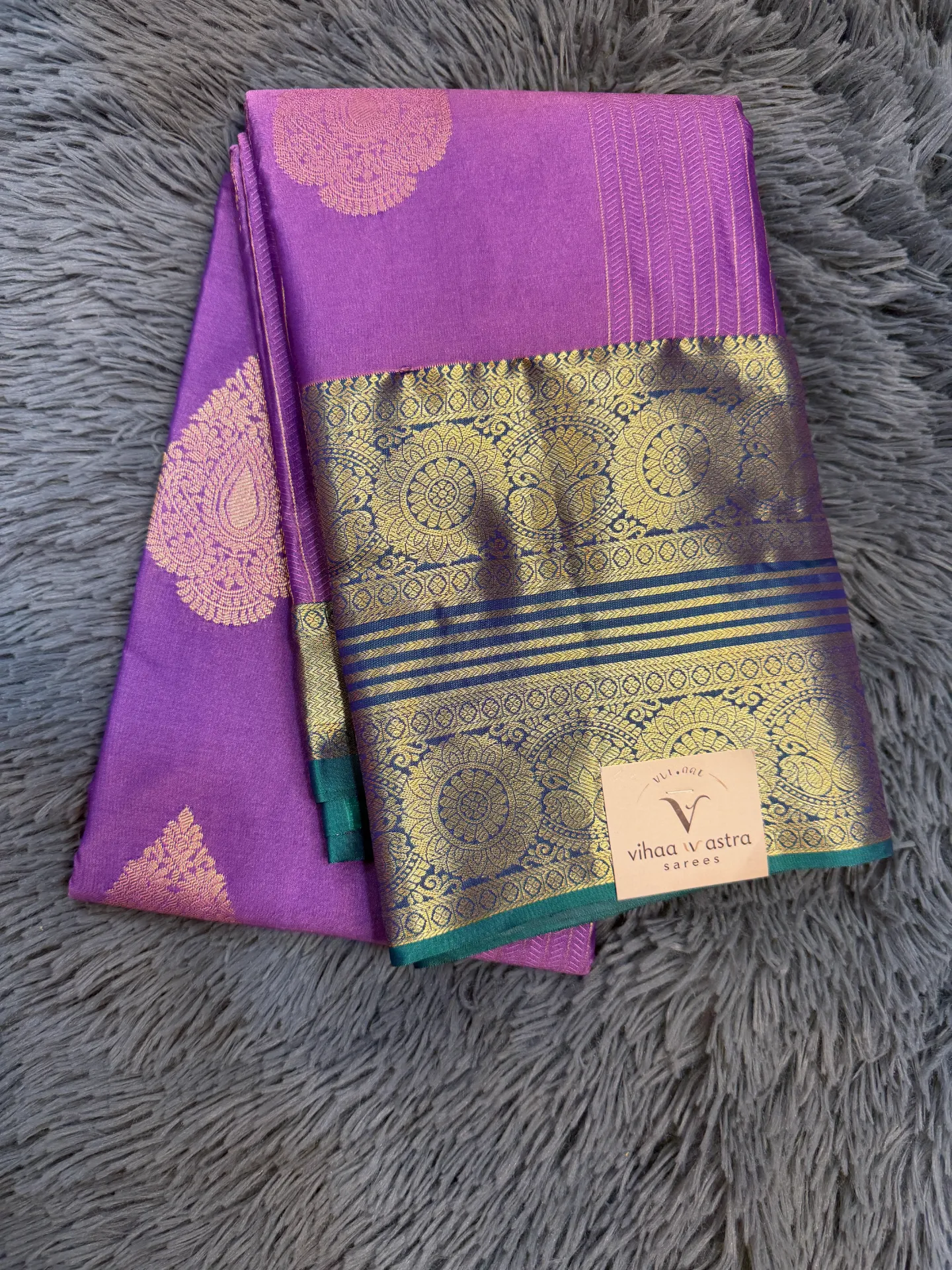 Kanchipattu Saree
