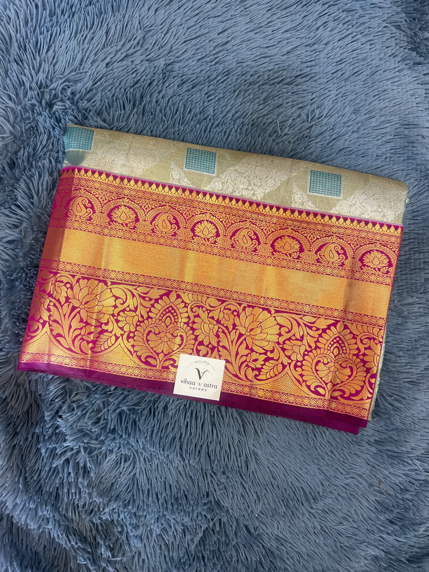 Kanchipattu Sarees VV2399