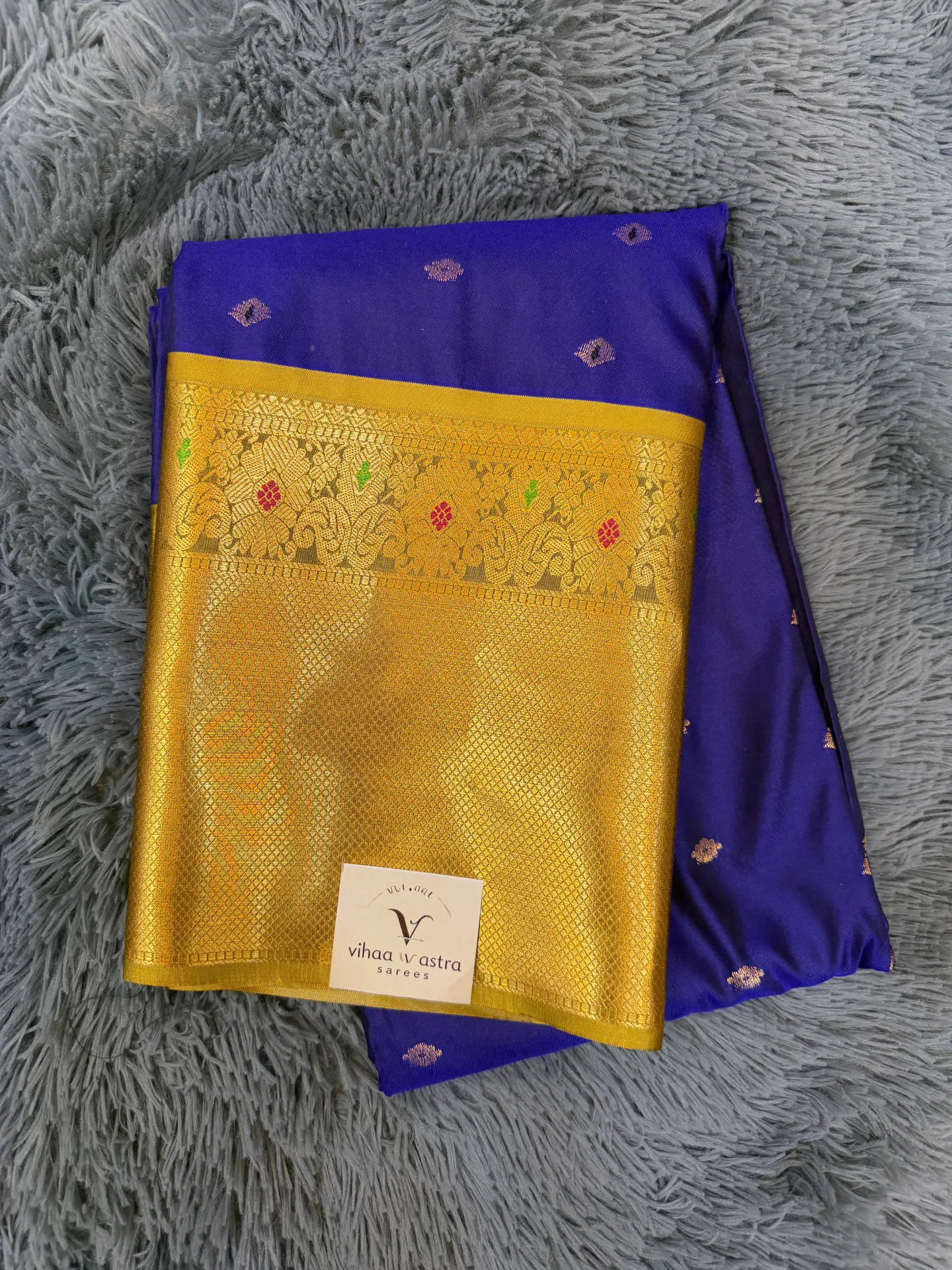Kanchipattu Saree VV2500