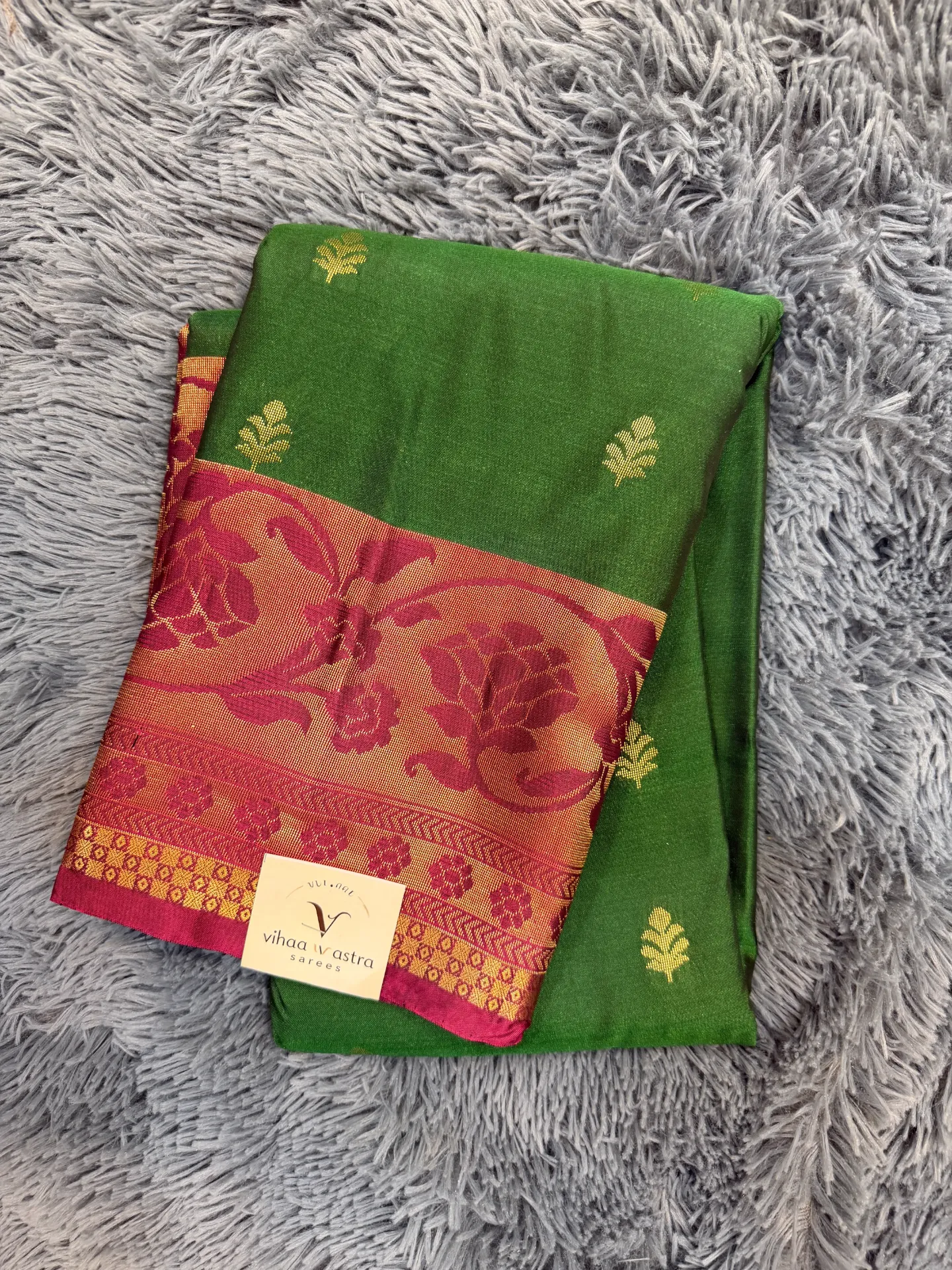 Gadwal Sarees VV1450