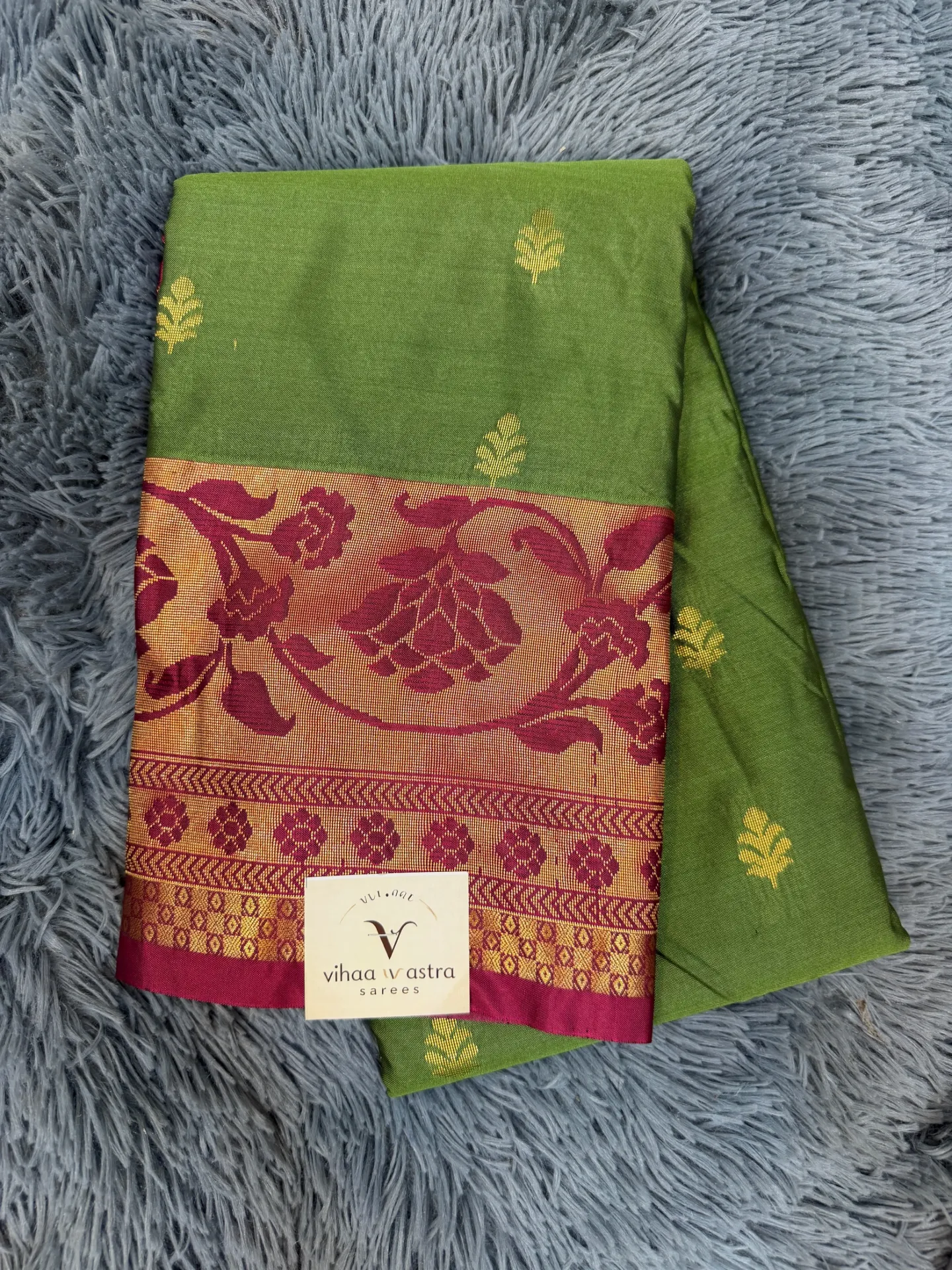 Gadwal Sarees VV1450