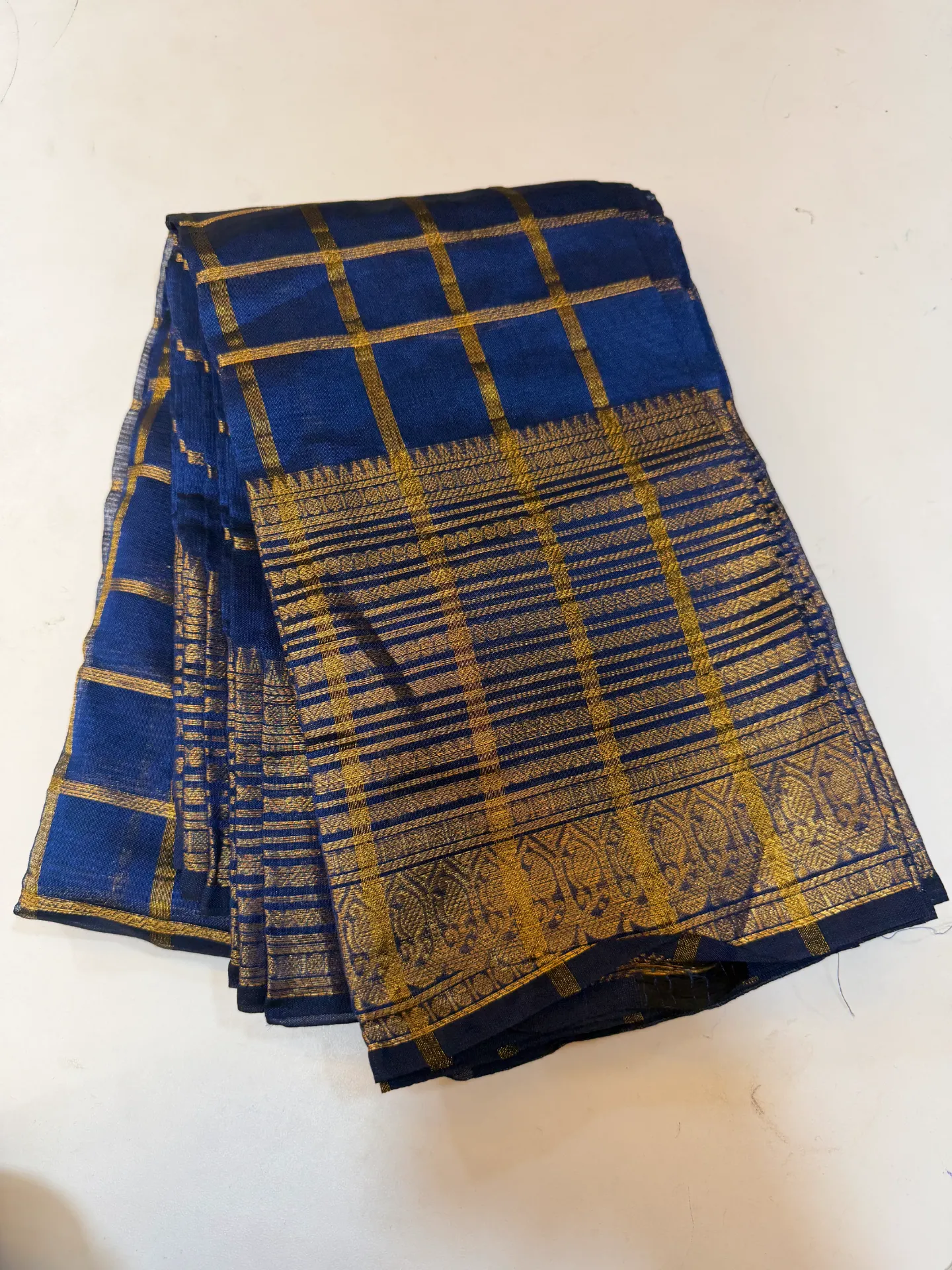 Mangalgiri Pattu VV1499